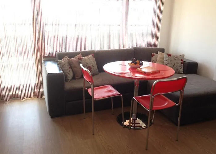 2-х комнатные в г.поморие болгария Apartamento